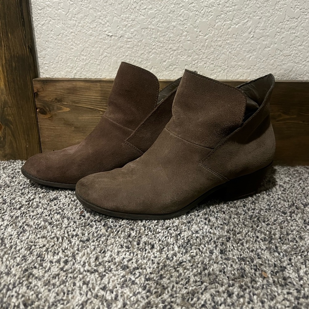 Me Too Brown Ankle Booties with Suede Finish